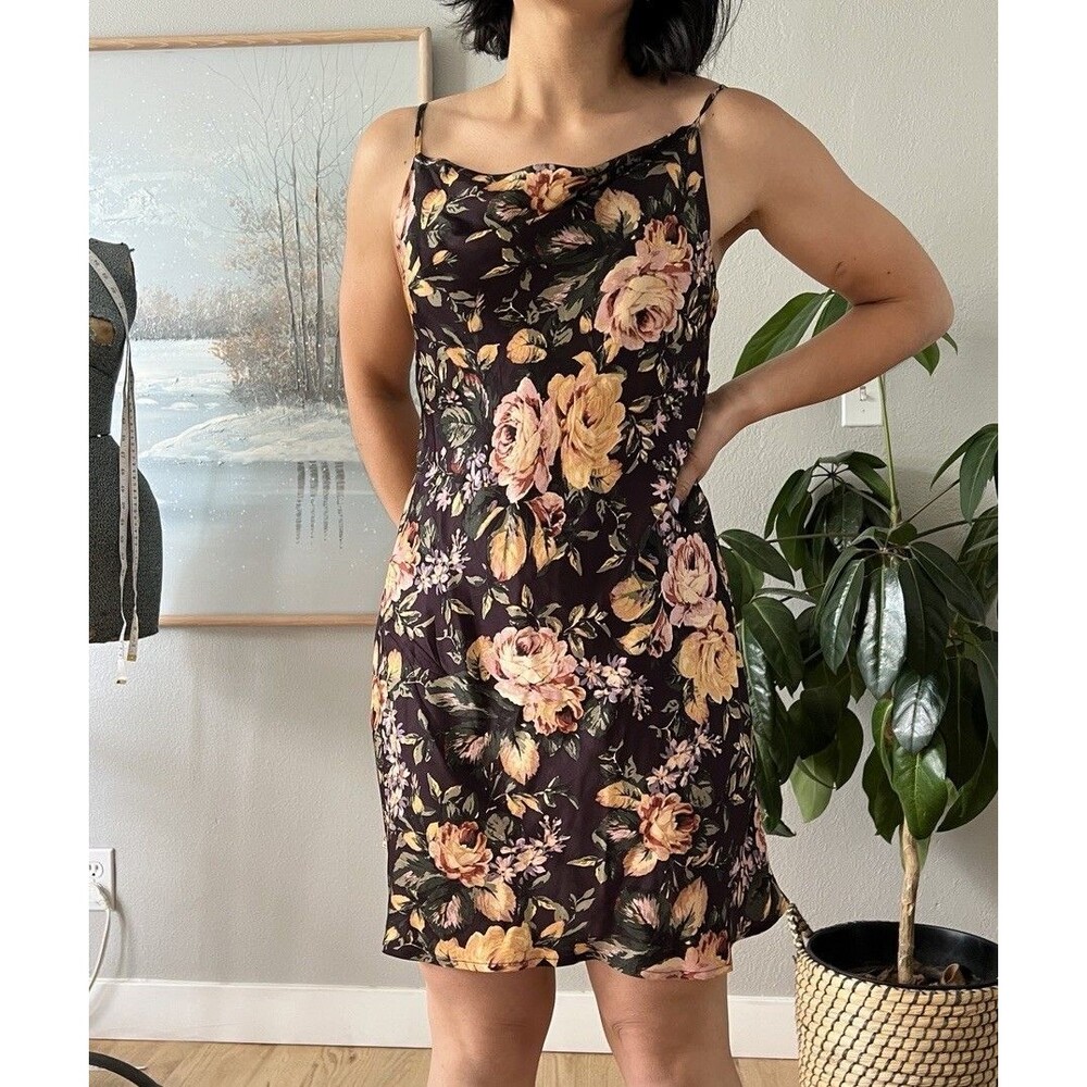 Olivaceous Satin Mini Dress dark moody‎ floral Size Medium strappy date rayon